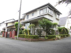 埼玉県上尾市向山３丁目