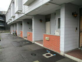 タウンハウス岡田町