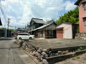 三重県津市美里町足坂