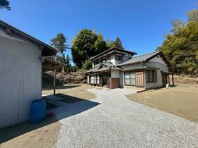 千葉県印旛郡酒々井町上岩橋