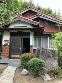 福岡県北九州市小倉南区大字高津尾