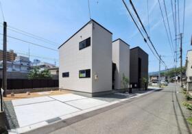 広島県尾道市吉浦町