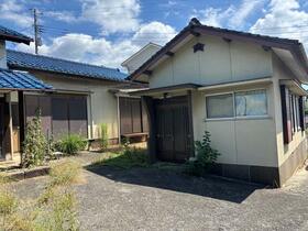 山梨県甲斐市岩森
