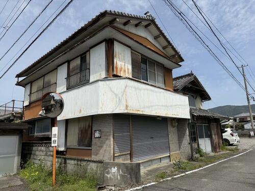 Land, Awa, Tokushima