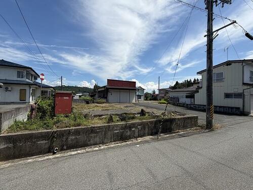 Land, Kawanishi Town, Yamagata