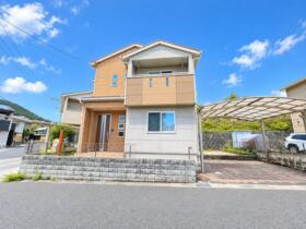 広島県福山市春日町浦上
