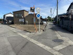 富山県富山市粟島町１丁目