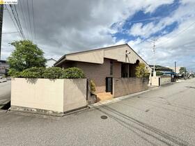 富山県富山市大泉東町１丁目