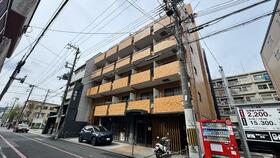 京都府京都市中京区麩屋町通三条下る白壁町