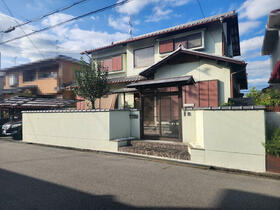 大阪府富田林市梅の里１丁目