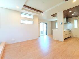 千葉県船橋市松が丘５丁目