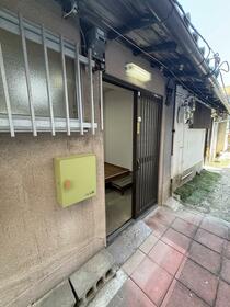 兵庫県尼崎市汐町