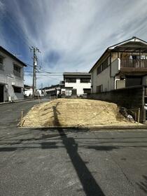 兵庫県加古川市平岡町新在家