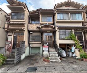 京都府京都市山科区西野山中臣町