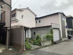 高知県高知市潮新町１丁目