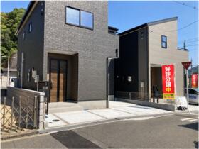 広島県呉市広杭本町
