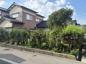石川県金沢市円光寺２丁目