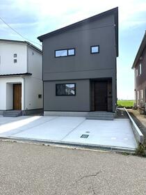 石川県白山市深瀬新町