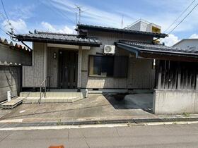 富山県富山市小泉町
