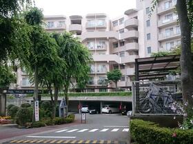 ロイヤルヒルズ上大岡１号棟