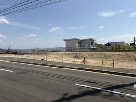 京都府京田辺市松井ケ丘１丁目
