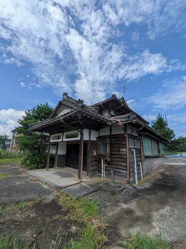 中古住宅, 新潟県 村