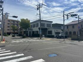 石川県金沢市駅西新町１丁目