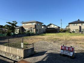 石川県金沢市八田町東