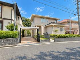 三重県名張市百合が丘西３番町