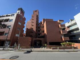 シャンボール小石川