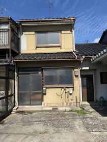 富山県射水市八幡町２丁目