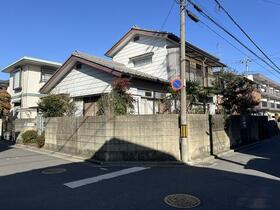 埼玉県さいたま市緑区大字三室