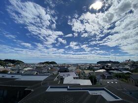 神奈川県鎌倉市腰越５丁目