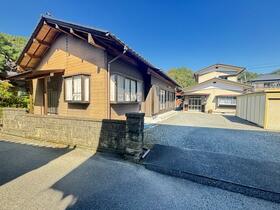山梨県南巨摩郡身延町梅平