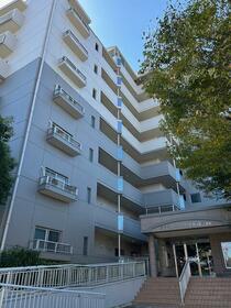 ファミリーハイツ大蔵・壱番館