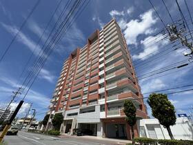 沖縄県中頭郡北谷町美浜3丁目