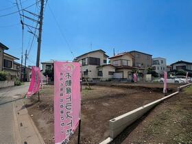 埼玉県草加市小山1丁目