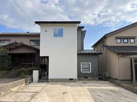 石川県金沢市富樫２丁目