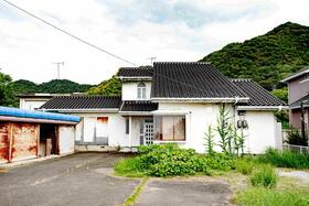 愛媛県四国中央市川之江町長須