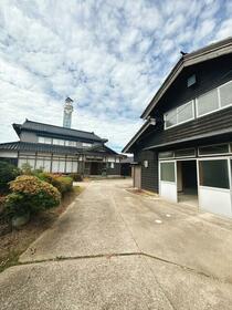 富山県小矢部市和沢