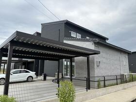富山県高岡市横田下窪