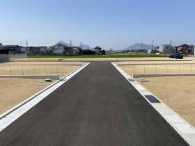 香川県丸亀市三条町