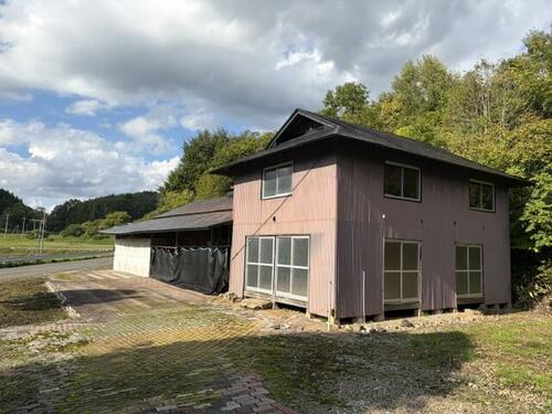 detached 岩手県岩手郡岩手町大字葉木田第２地割