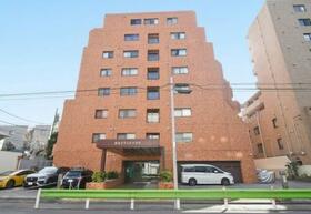 東京都港区白金４丁目