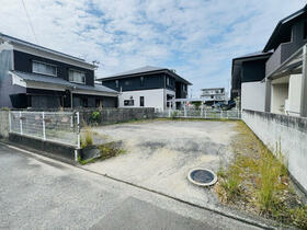 愛媛県松山市鴨川１丁目