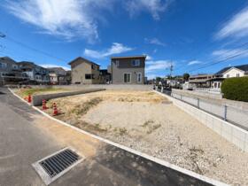 福岡県福津市花見の里１丁目
