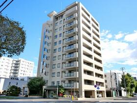 北海道札幌市中央区北二条西１８丁目
