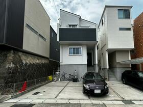 愛知県名古屋市名東区本郷１丁目