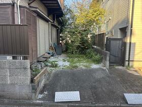 埼玉県坂戸市大字片柳