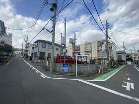 東京都世田谷区下馬１丁目